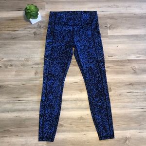 💙LULULEMON BLACK AND BLUE SZ 8 LEGGINGS